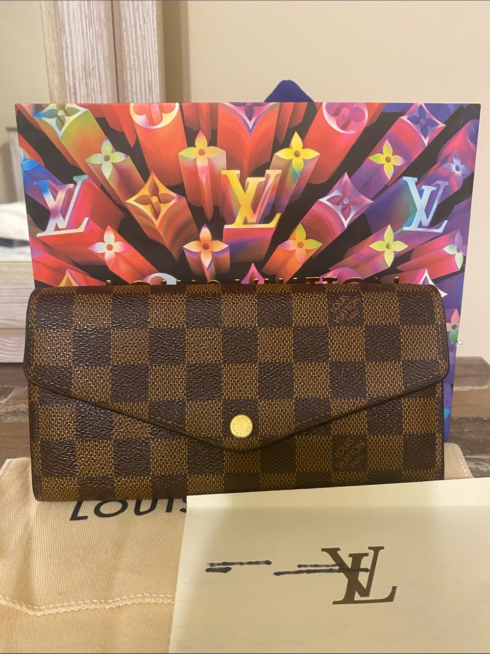 AUTHENTIC Excellent Louis Vuitton Brown Damier Ebene Wallet with Pink Ballerine
